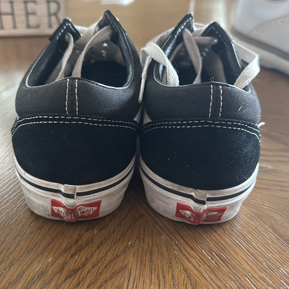 Mens vans - Picture 2 of 3